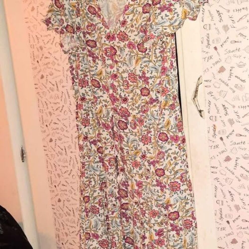 Boho Look Floral Contrast Border V Neck Midi Dress Size S - Picture 2 of 5